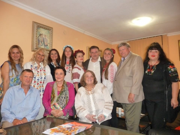 Зустріч представників українців Канади з Національною Радою жінок України